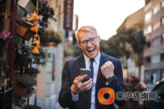 美媒：怕毕业难就业 赴美中国留学生注册率下降